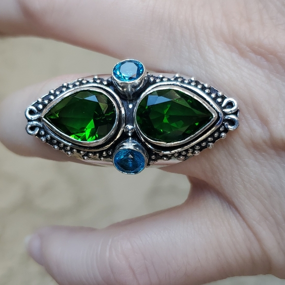 New Chrome Diopside and Blue Topaz 925 Silver Statement Ring. - Picture 11 of 16